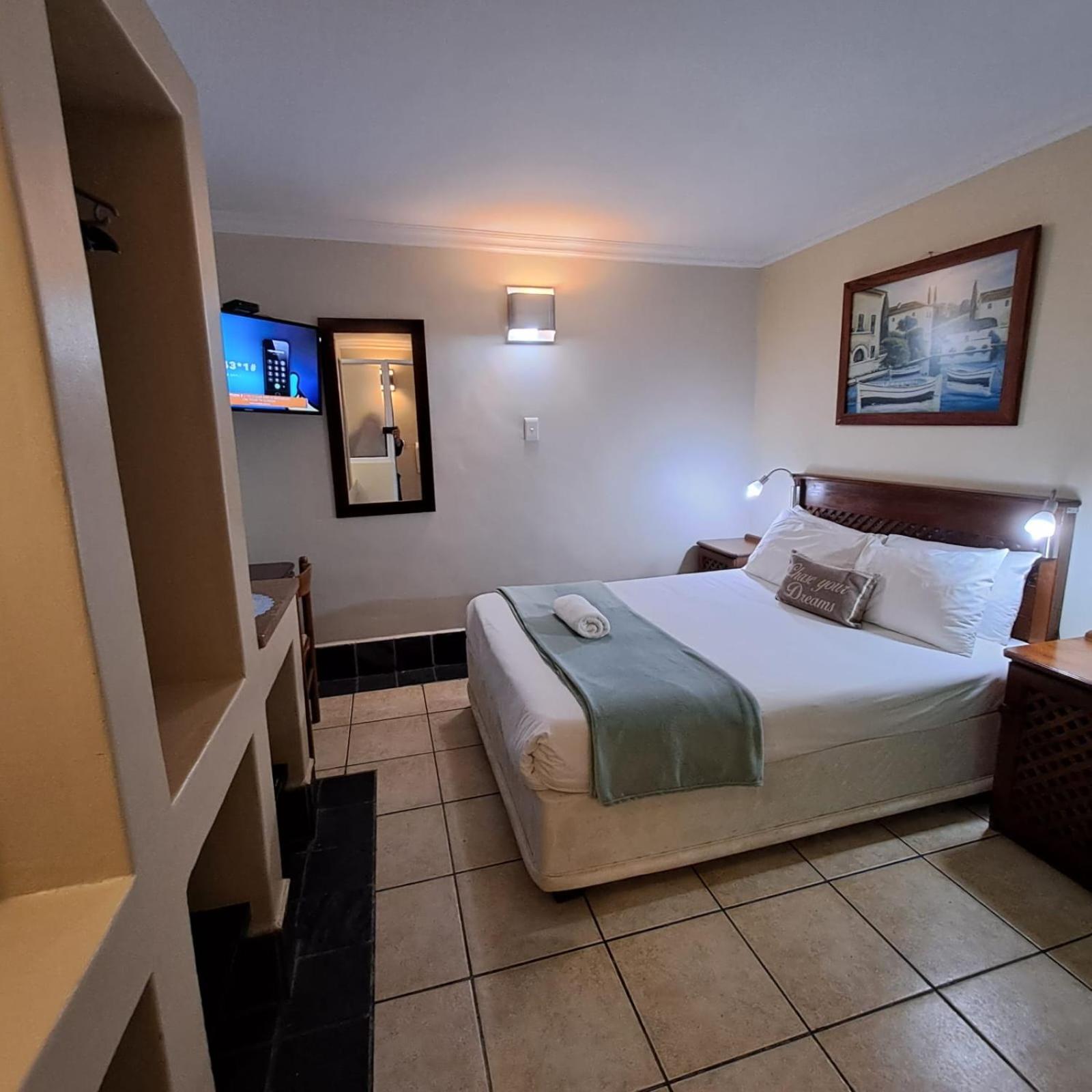 Green Door Guesthouse Mossel Bay Oda fotoğraf