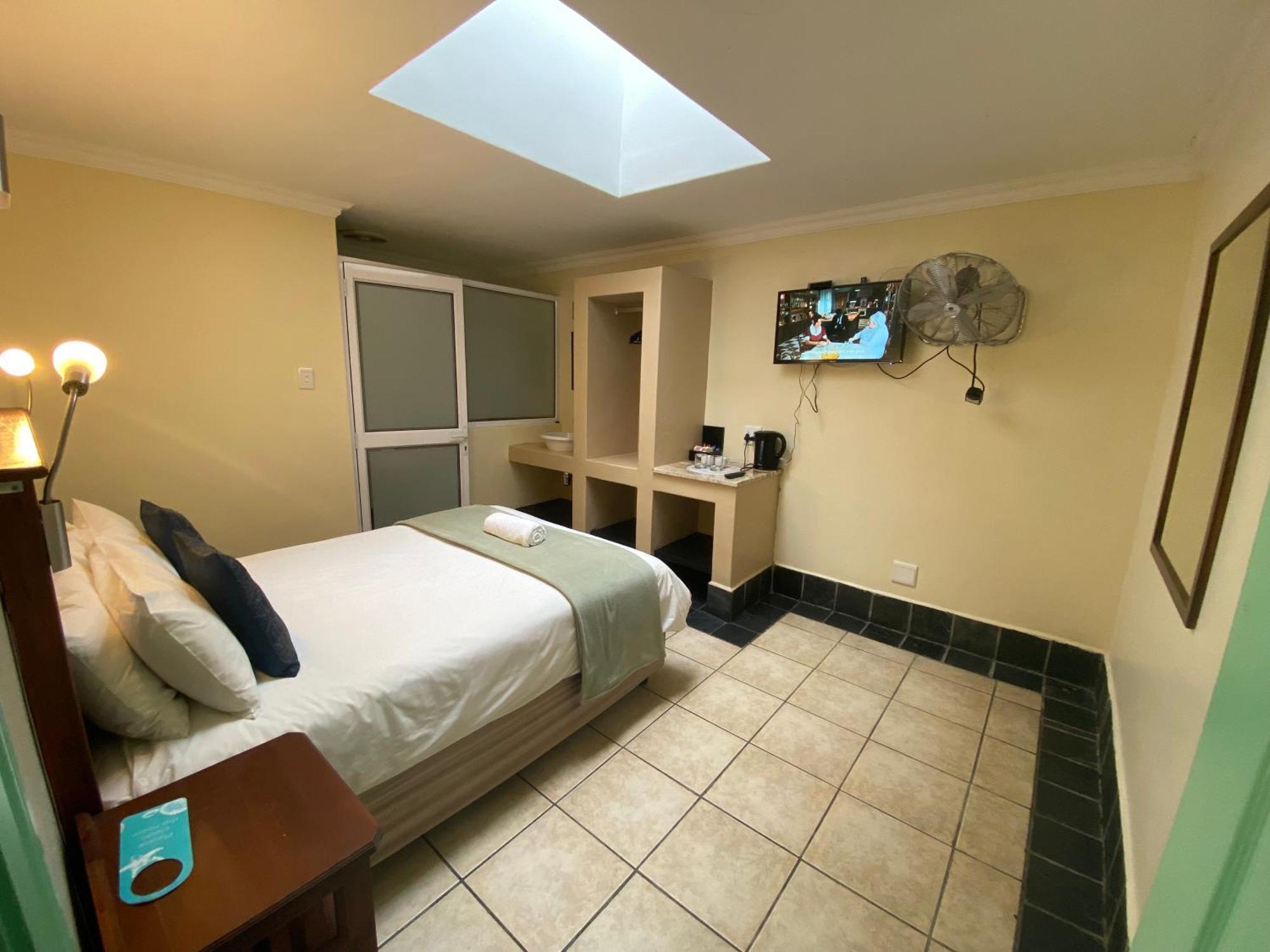 Green Door Guesthouse Mossel Bay Oda fotoğraf