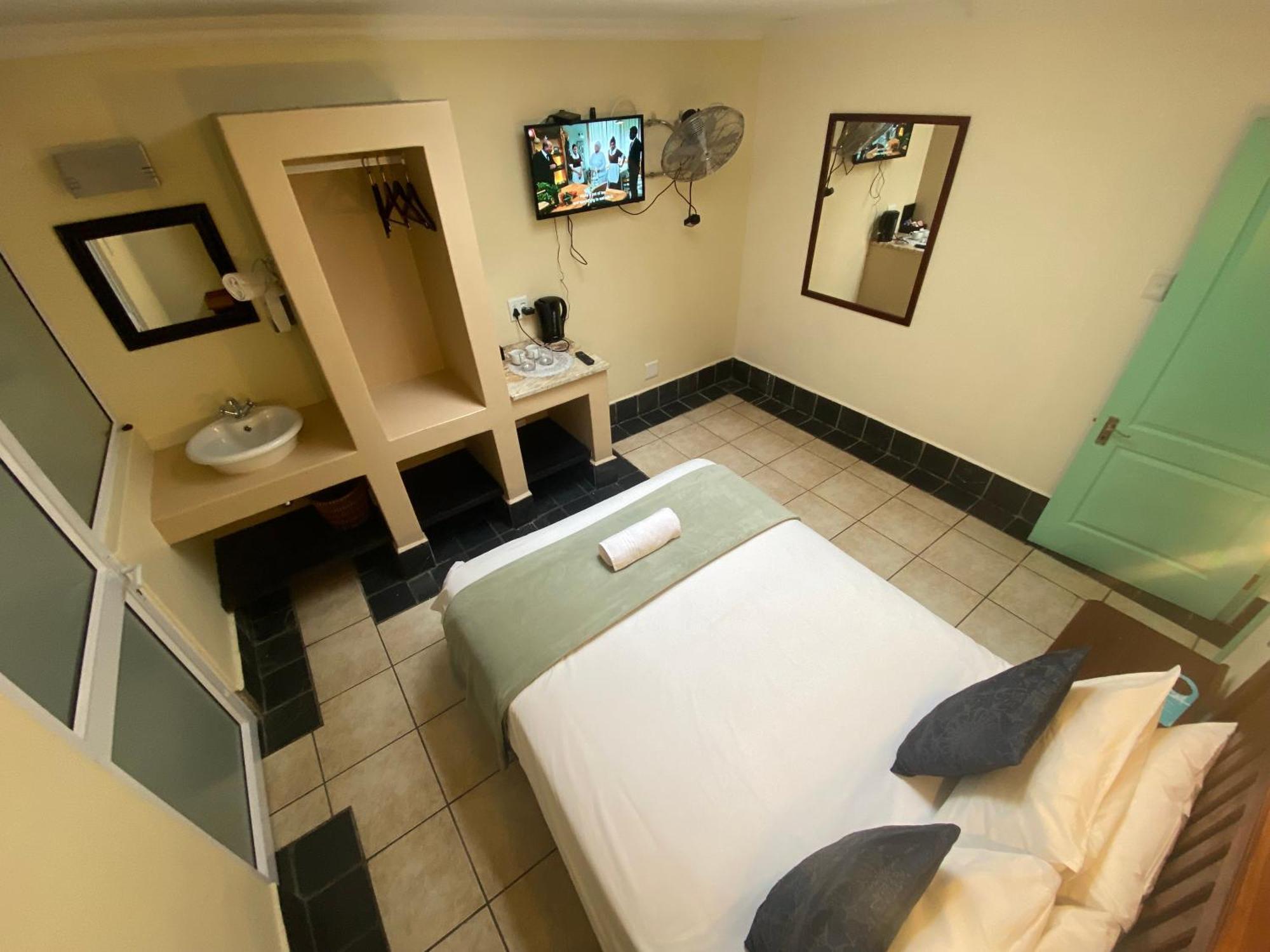 Green Door Guesthouse Mossel Bay Oda fotoğraf